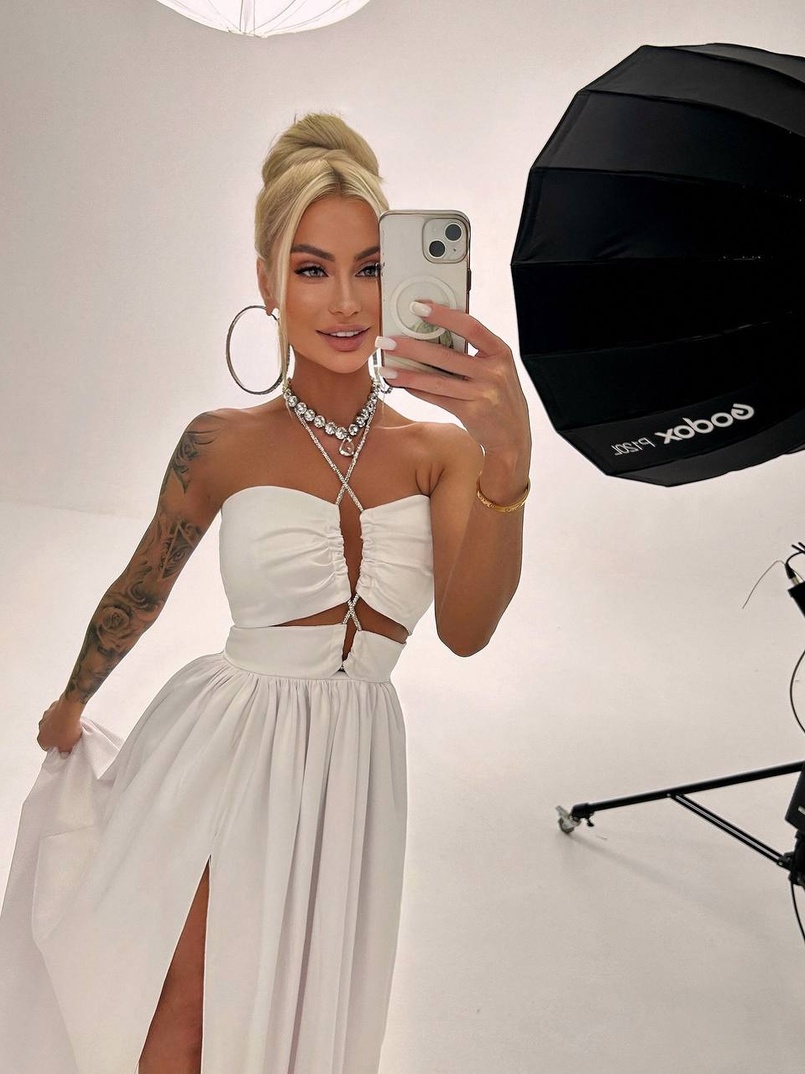 Атласна сукня максі із шнуром зі стразами  Атласна сукня максі із шнуром зі стразами  | PUSHKA SHOP