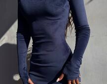 Оксамитова сукня, декорована бахромою зі страз Оксамитова сукня, декорована бахромою зі страз | PUSHKA SHOP