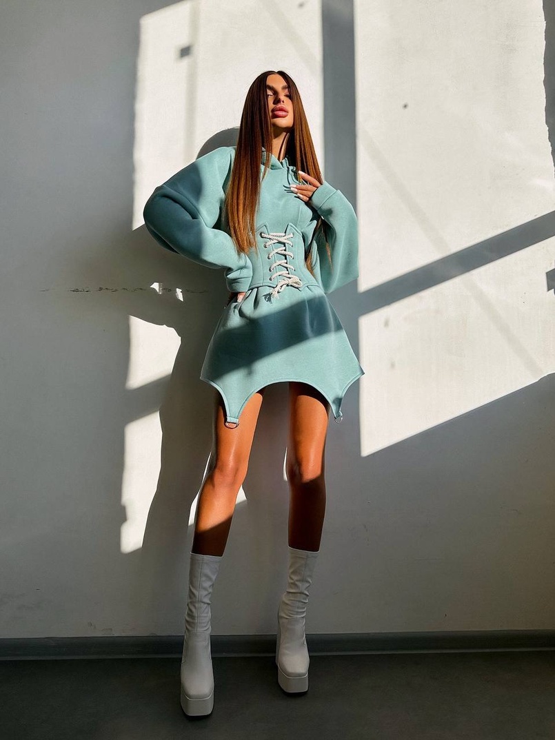 Тепле приталене худі з капюшоном на флісі + корсет на шнурівці Можна носити з корсетом та без Тепле приталене худі з капюшоном на флісі + корсет на шнурівці Можна носити з корсетом та без | PUSHKA SHOP