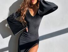 Оксамитова сукня міді з розкльошеними рукавами декорована стразами  Оксамитова сукня міді з розкльошеними рукавами декорована стразами  | PUSHKA SHOP