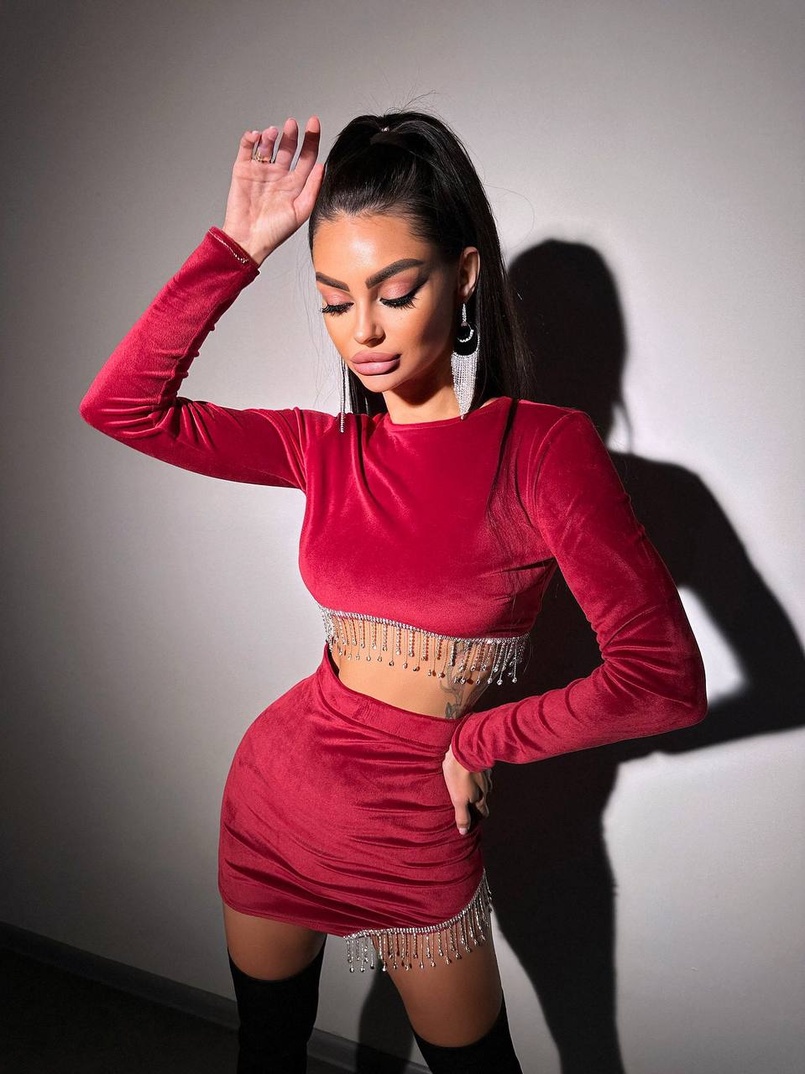 Оксамитовий комплект, декорований бахромою зі страз Оксамитовий комплект, декорований бахромою зі страз | PUSHKA SHOP