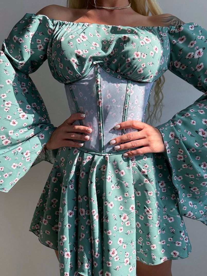 Сукня з асиметричною спідницею та розкльошеними рукавами + корсет  Сукня з асиметричною спідницею та розкльошеними рукавами + корсет  | PUSHKA SHOP