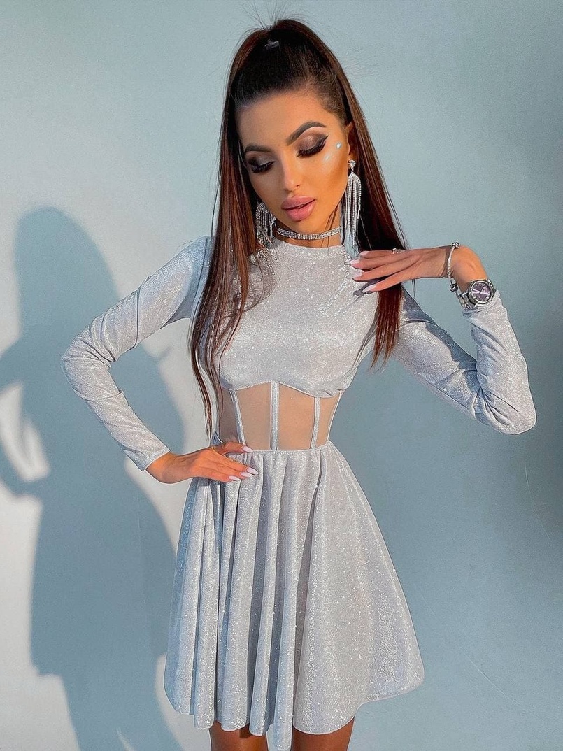 Приталена блискуча сукня з корсетною вставкою та пишною спідницею-сонцем Приталена блискуча сукня з корсетною вставкою та пишною спідницею-сонцем | PUSHKA SHOP