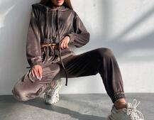 Велюровий комплект трійка: кофта + корсет з чашечками + джогери  Велюровий комплект трійка: кофта + корсет з чашечками + джогери  | PUSHKA SHOP