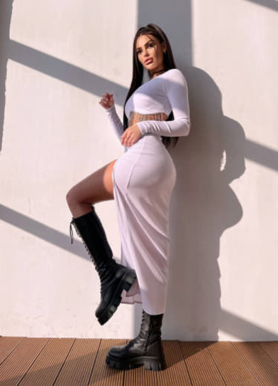 Комплект: спідниця з розрізом + топ, декорований бахромой зі страз Комплект: спідниця з розрізом + топ, декорований бахромой зі страз | PUSHKA SHOP