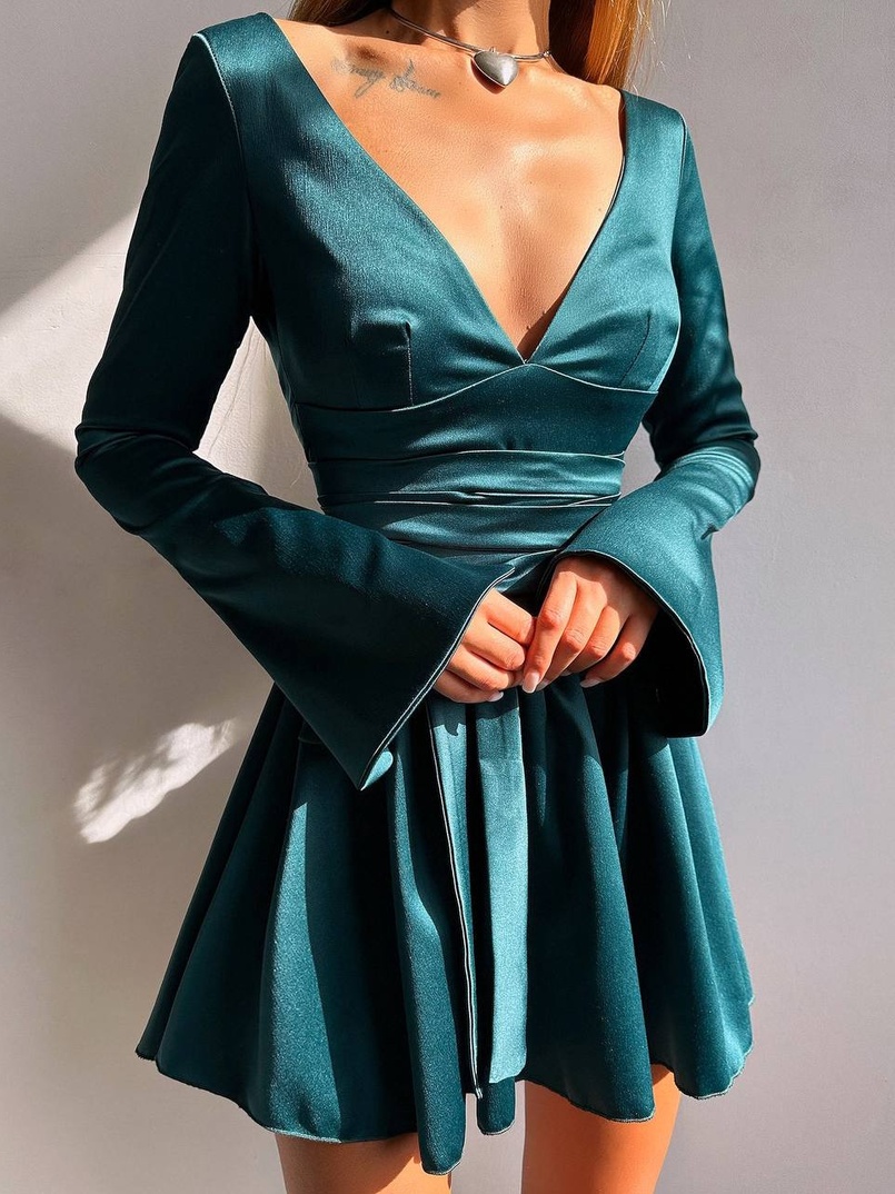 Атласна корсетна сукня  з пишною спідницею та зав‘язками на талії | PUSHKA SHOP