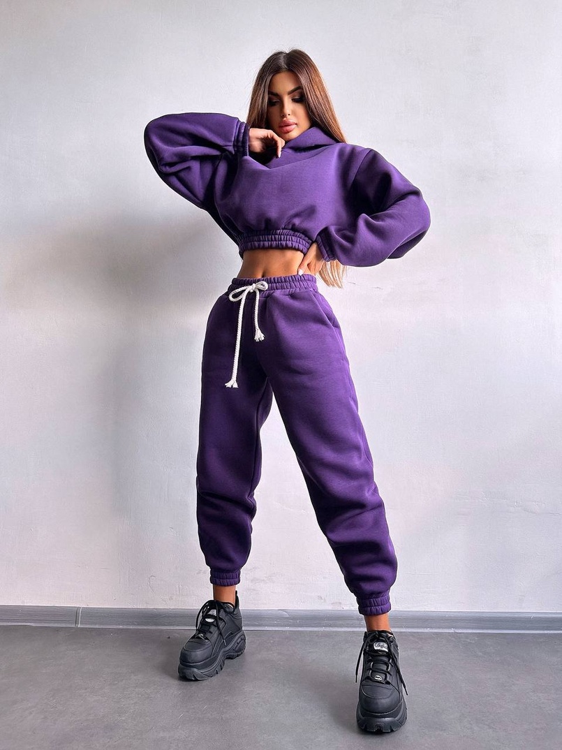 Базовий костюм на флісі з об'ємними капюшоном Базовий костюм на флісі з об'ємними капюшоном | PUSHKA SHOP