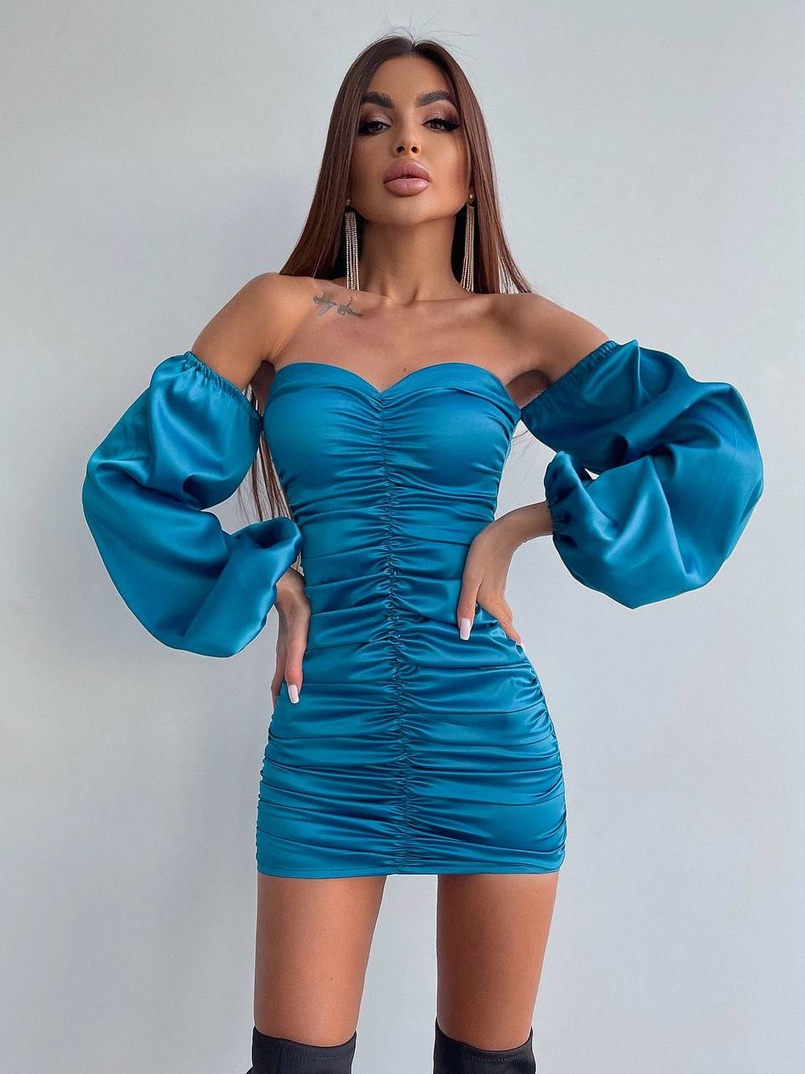 Атласна сукня з драпіруванням Атласна сукня з драпіруванням | PUSHKA SHOP