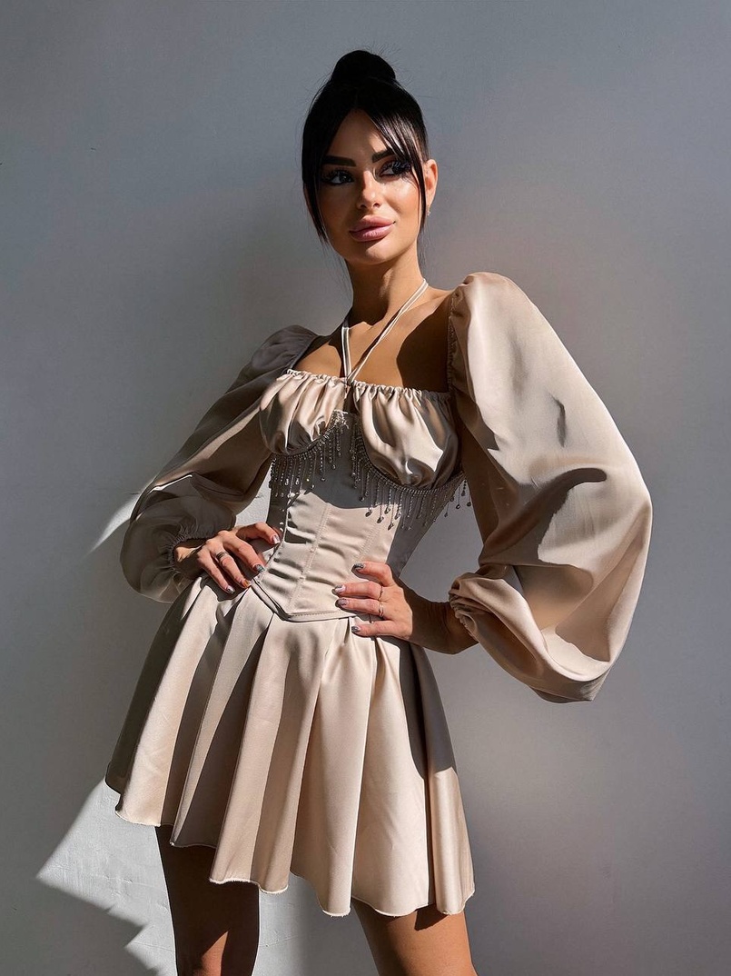 Сукня з корсетом, декорованим бахромою зі страз Ручна робота  Сукня з корсетом, декорованим бахромою зі страз Ручна робота  | PUSHKA SHOP