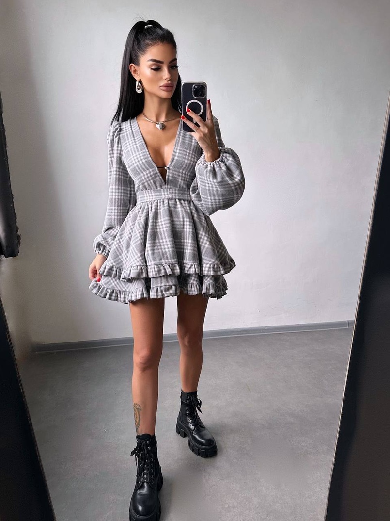 Сукня з подвійною спідницею та обʼємними рукавами у клітинку  Сукня з подвійною спідницею та обʼємними рукавами у клітинку  | PUSHKA SHOP