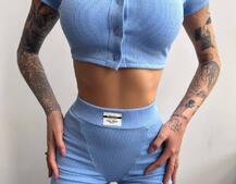 Комплект: топ на ґудзиках + велосипедки Комплект: топ на ґудзиках + велосипедки | PUSHKA SHOP