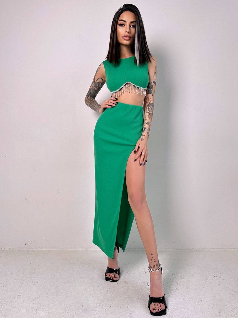 Комплект: топ з бахромою зі страз та спідниця з розрізом  | PUSHKA SHOP