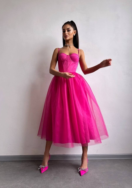 Сукня міді із чашечками з пишною спідницею | PUSHKA SHOP