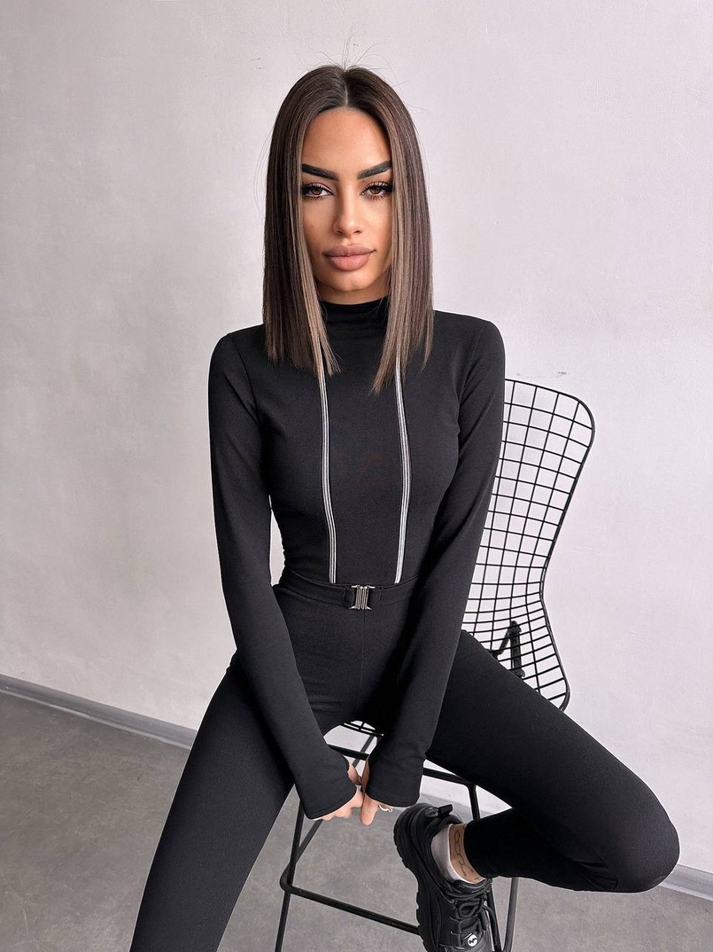 Облягаючий комбінезон з двома змійками та застібкою на талії Облягаючий комбінезон з двома змійками та застібкою на талії | PUSHKA SHOP