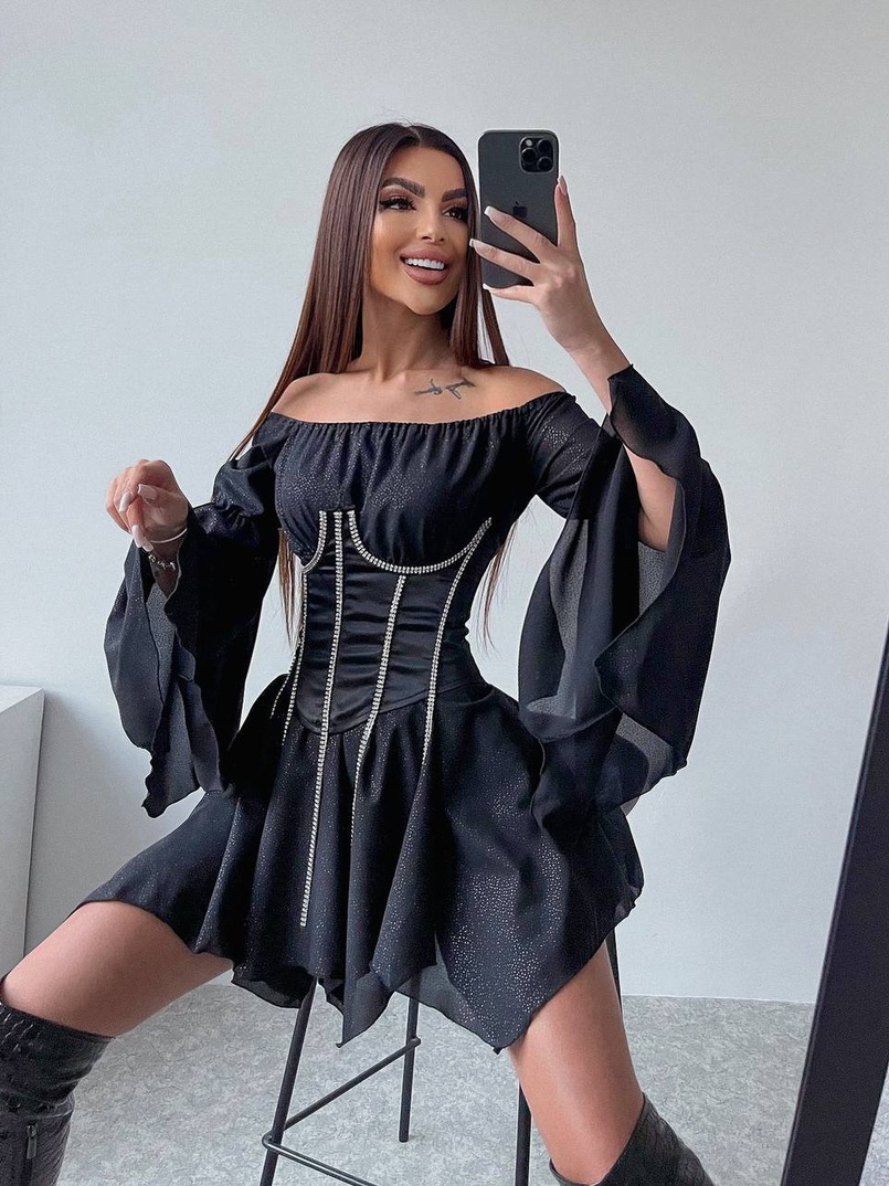 Шифонова сукня на підкладці з розкльошеними рукавами з асиметричною спідницею + корсет декорований стразами Ручна робота! Шифонова сукня на підкладці з розкльошеними рукавами з асиметричною спідницею + корсет декорований стразами Ручна робота! | PUSHKA SHOP