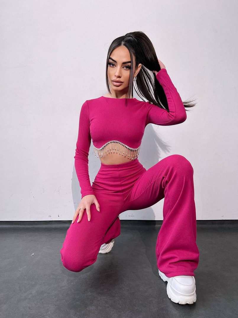 Комплект : штани кльош і топ , декорований бахромою зі страз Ручна робота Комплект : штани кльош і топ , декорований бахромою зі страз Ручна робота | PUSHKA SHOP