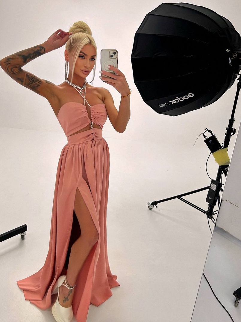 Атласна сукня максі із шнуром зі стразами  Атласна сукня максі із шнуром зі стразами  | PUSHKA SHOP