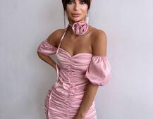 Сукня - міні з драпіруванням та трояндою-чокером | PUSHKA SHOP