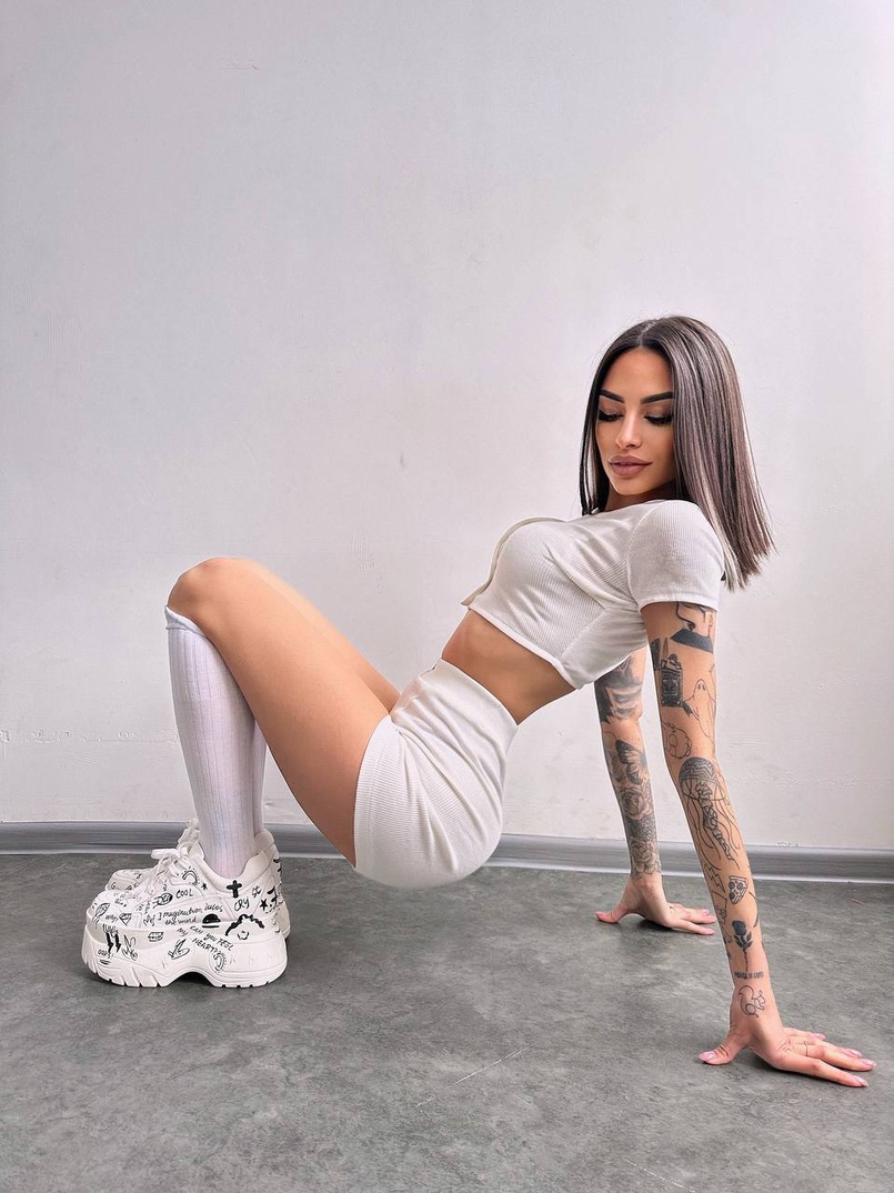 Комплект: топ на ґудзиках + велосипедки Комплект: топ на ґудзиках + велосипедки | PUSHKA SHOP