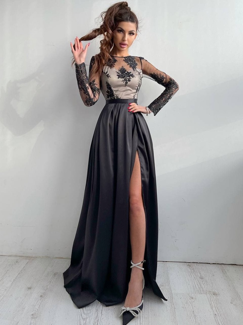 Платье макси с кружевным верхом и разрезом на юбке  | PUSHKA SHOP