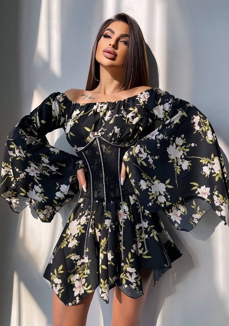 Сукня асиметричного крою з розкльошеними рукавами + корсет декорований стразами Ручна робота | PUSHKA SHOP