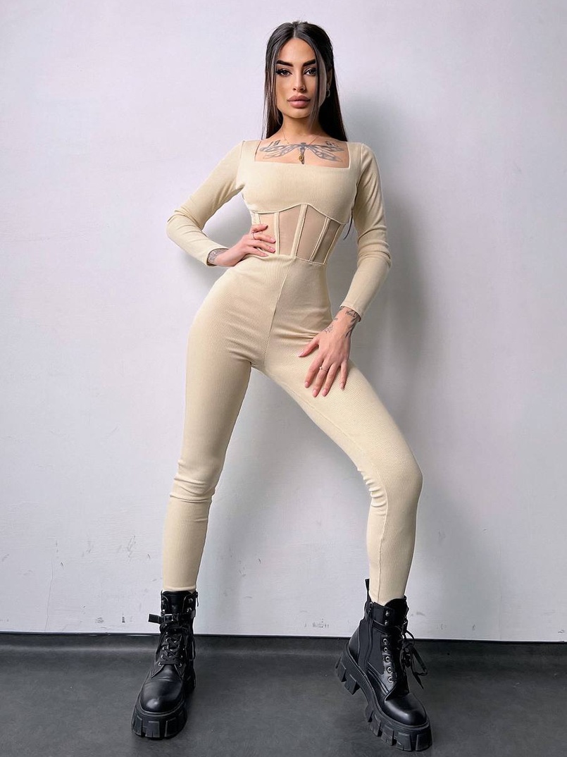 Облягаючий трикотажний комбінезон з елементами корсету  Облягаючий трикотажний комбінезон з елементами корсету  | PUSHKA SHOP