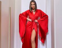 Шовковий халатик із розкльошеними рукавами Шовковий халатик із розкльошеними рукавами | PUSHKA SHOP