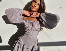 Блискуча сукня з воланами та шнурівкою на спинці Блискуча сукня з воланами та шнурівкою на спинці | PUSHKA SHOP