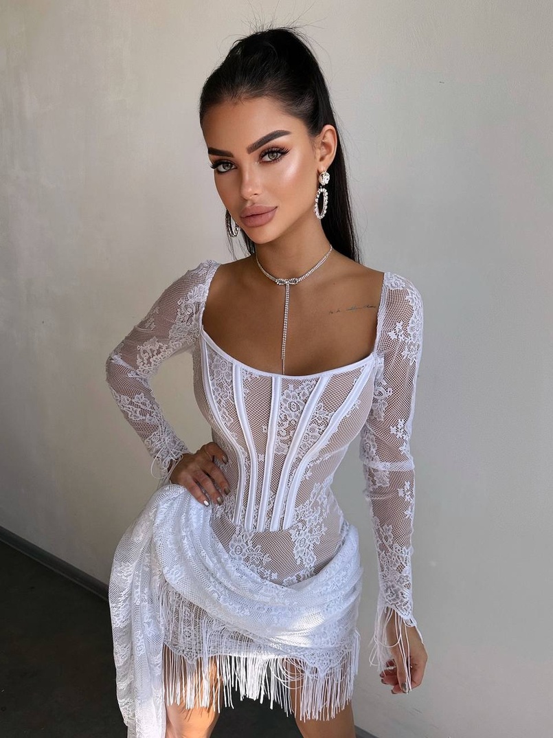 Мереживна сукня міні зі шлейфом Мереживна сукня міні зі шлейфом | PUSHKA SHOP