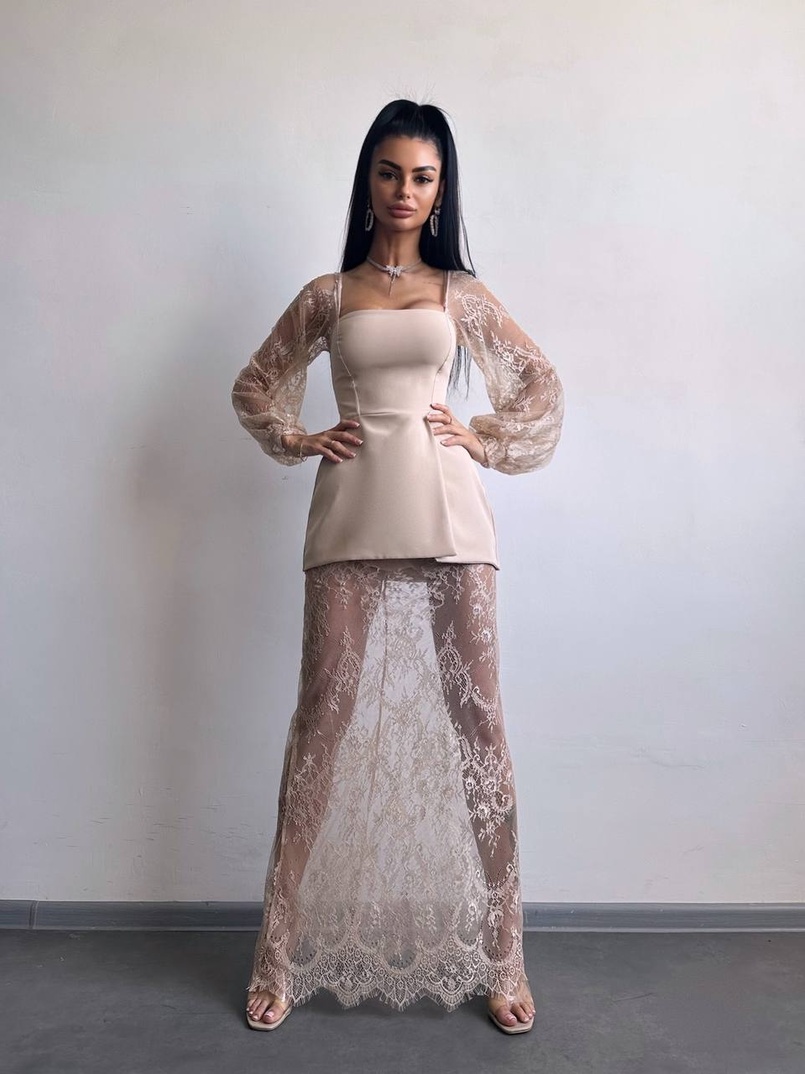 Комплект: блуза з баской + мереживна спідниця-шорти  | PUSHKA SHOP