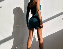 Оксамитова сукня , декорована стразами    Оксамитова сукня , декорована стразами    | PUSHKA SHOP