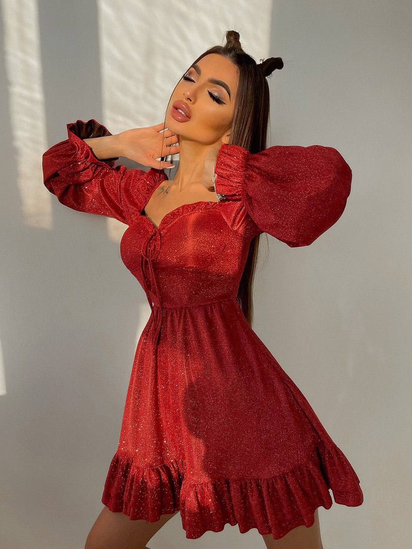 Блискуча сукня з оборками та чашками з ефектом push up Блискуча сукня з оборками та чашками з ефектом push up | PUSHKA SHOP