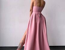 Сукня максі на тонких бретелях з розрізом на спідниці  | PUSHKA SHOP