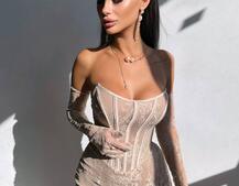 Сукня міні зі шлейфом та рукавичками Сукня міні зі шлейфом та рукавичками | PUSHKA SHOP