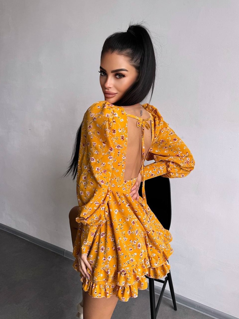 Сукня міні з пишною спідницею та драпіруванням на талії Сукня міні з пишною спідницею та драпіруванням на талії | PUSHKA SHOP