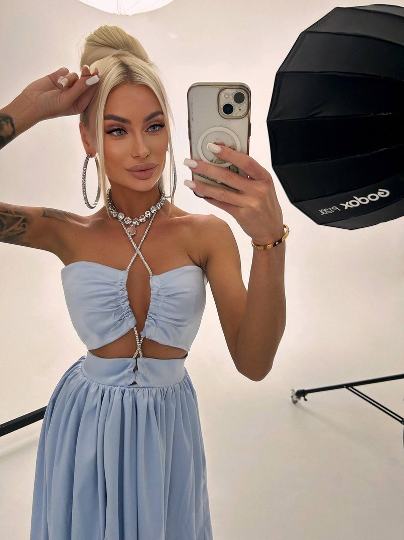 Атласна сукня максі із шнуром зі стразами  Атласна сукня максі із шнуром зі стразами  | PUSHKA SHOP