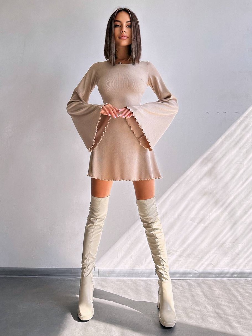 Трикотажна сукня зі шнурівкою на спинці    Трикотажна сукня зі шнурівкою на спинці    | PUSHKA SHOP