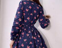 Сукня в квітковий принт з воланами Сукня в квітковий принт з воланами | PUSHKA SHOP