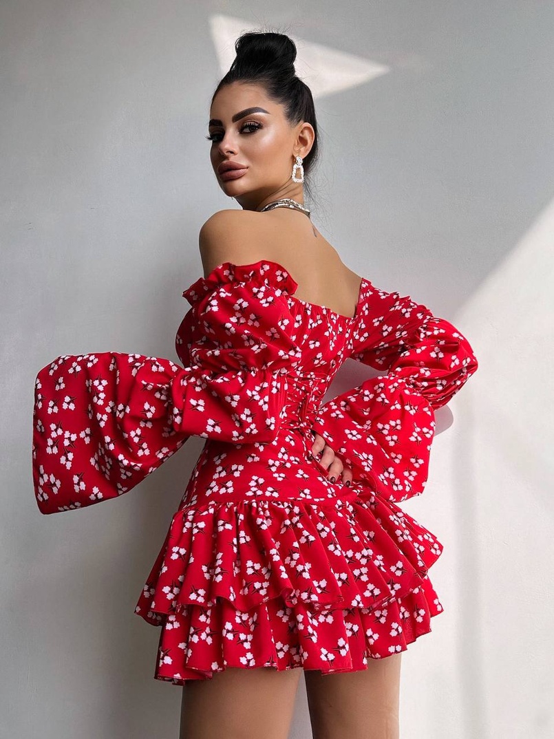 Сукня з воланами та шнурівкою по спинці Сукня з воланами та шнурівкою по спинці | PUSHKA SHOP