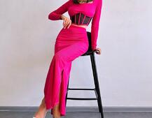 Трикотажний комплект: топ з елементами корсету та спідниця з розрізами  | PUSHKA SHOP