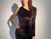 Бархатное платье, декорированное бахромой из страз  Бархатное платье, декорированное бахромой из страз  | PUSHKA SHOP