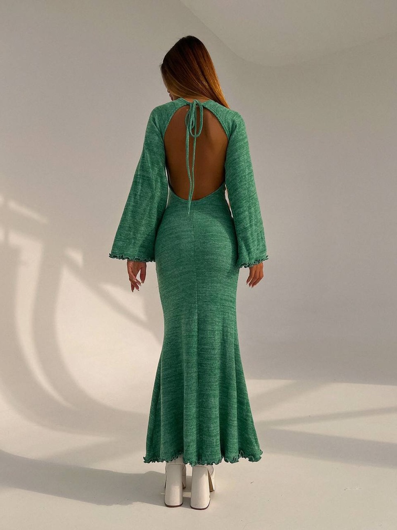 Трикотажна сукня максі з розкльошеними рукавами та відкритою спиною | PUSHKA SHOP
