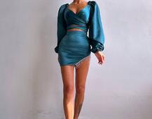 Атласний комплект, декорований бахромою зі страз Атласний комплект, декорований бахромою зі страз | PUSHKA SHOP