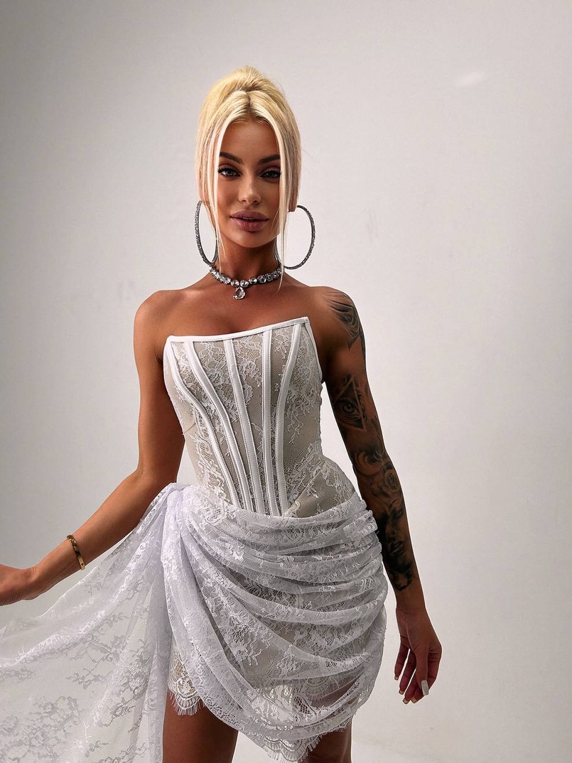 Мереживна сукня міні зі шлейфом   Мереживна сукня міні зі шлейфом   | PUSHKA SHOP