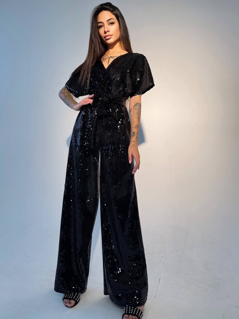 Бархатный комбинезон с голографическими блестками Бархатный комбинезон с голографическими блестками | PUSHKA SHOP