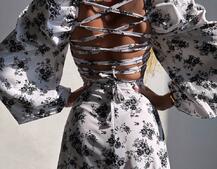 Улюблена сукня-міді зі шнурівкою на спинці та розрізом на ніжці Улюблена сукня-міді зі шнурівкою на спинці та розрізом на ніжці | PUSHKA SHOP