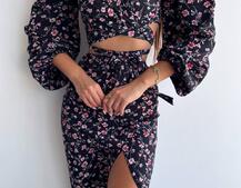 Квітковий комплект: топ із зав'язками на талії + спідниця міді з розрізом Квітковий комплект: топ із зав'язками на талії + спідниця міді з розрізом | PUSHKA SHOP