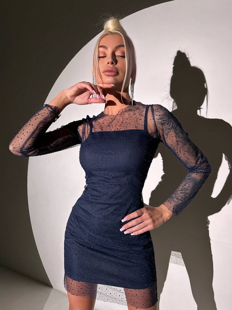 Сукня міні з сяючими стразами Сукня міні з сяючими стразами | PUSHKA SHOP