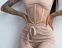 Трикотажный комплект: корсетный топ на косточках + леггинсы Трикотажный комплект: корсетный топ на косточках + леггинсы | PUSHKA SHOP