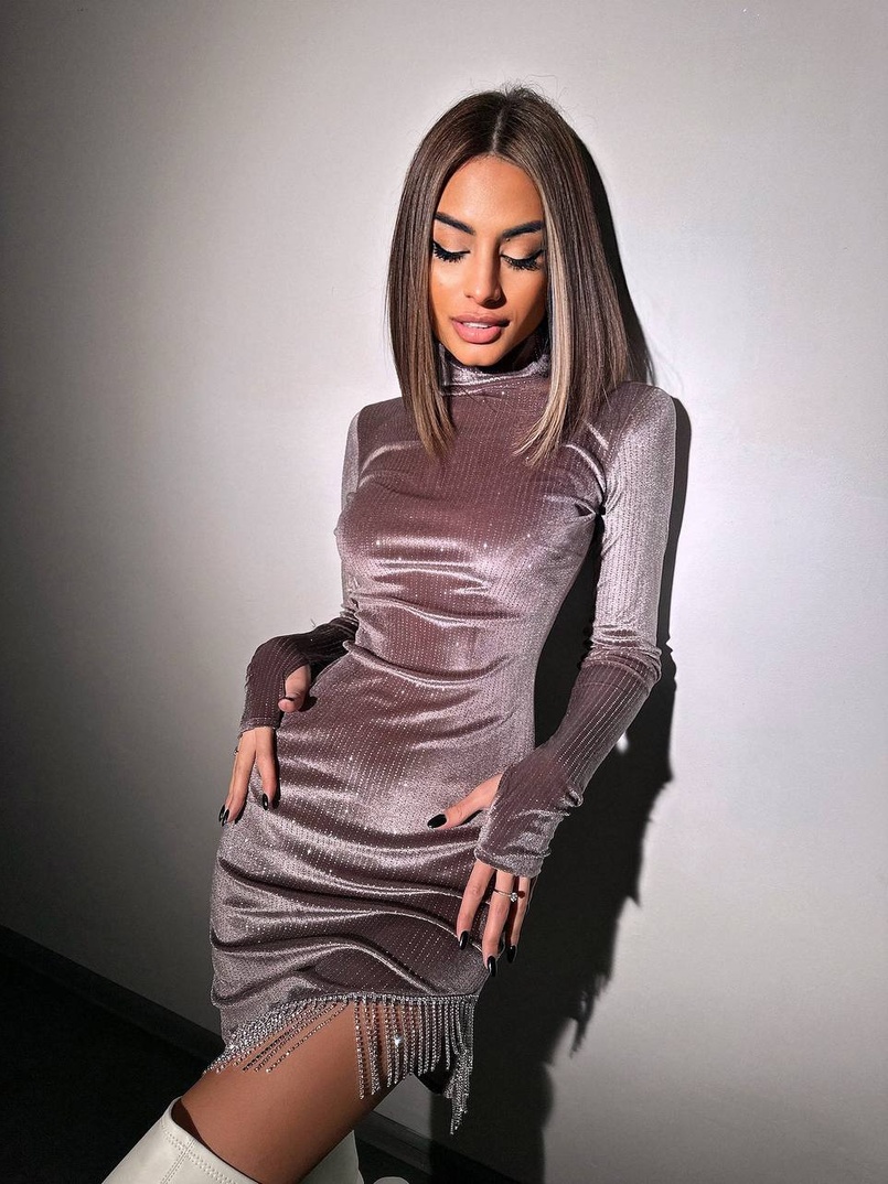 Оксамитова сукня, декорована бахромою зі страз | PUSHKA SHOP